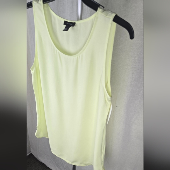 Halogen Yellow Polyester Tank Top Size Small ( 4 - 6 ) NWT - Picture 3 of 12